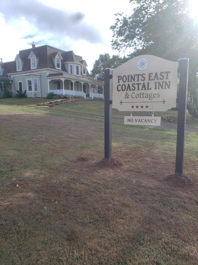 Points East Coastal InnSaint Peters Bay エクステリア 写真